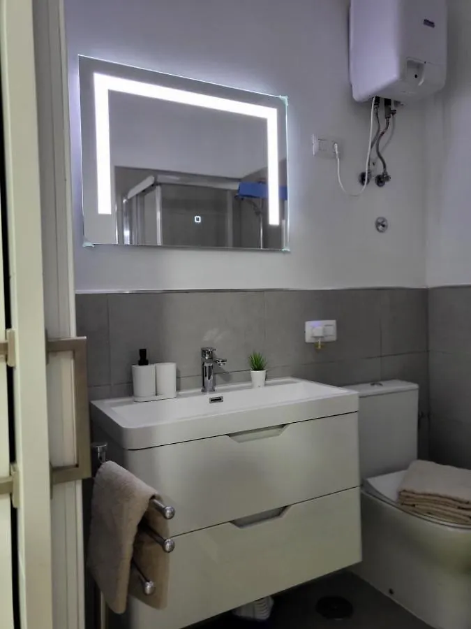 Marga Studio H10 Арона Апартаменты